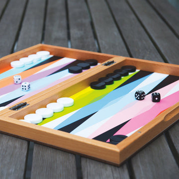 Ludoria – Backgammon sæt af bøgetræ med spillebrikker og terninger