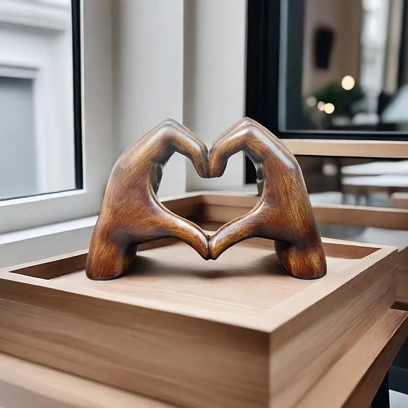 Herzstatue - Hartify - Elegant og symbolsk design