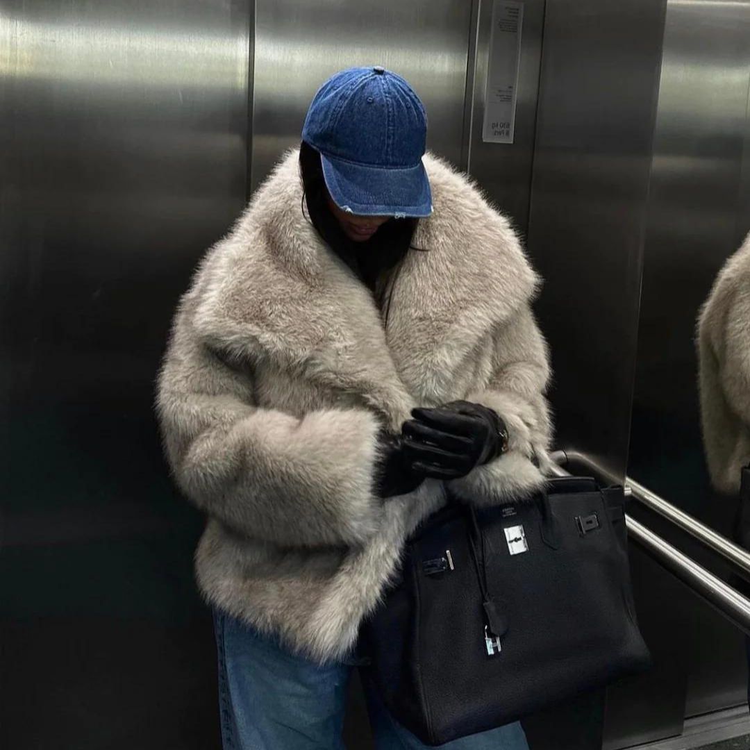 Umila Jacket | Luxuriöse kurze Pelzjacke für Frauen mit weichem Kunstpelz