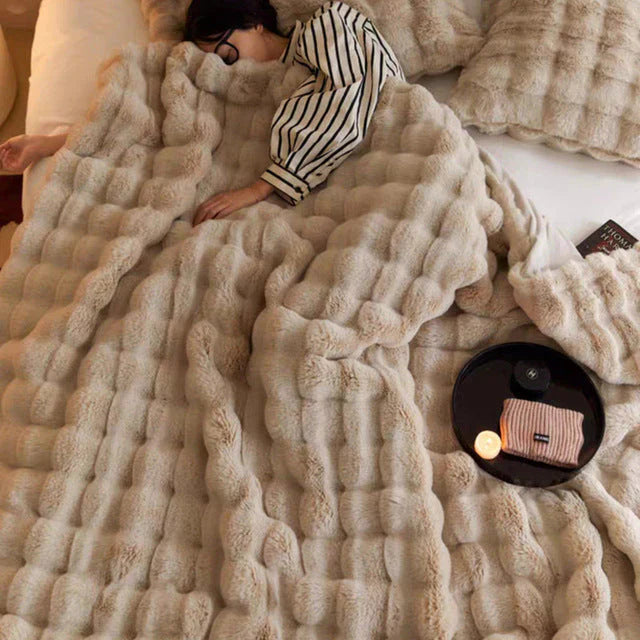 Luxuriöse weiche Felldecke - SnuggleFur