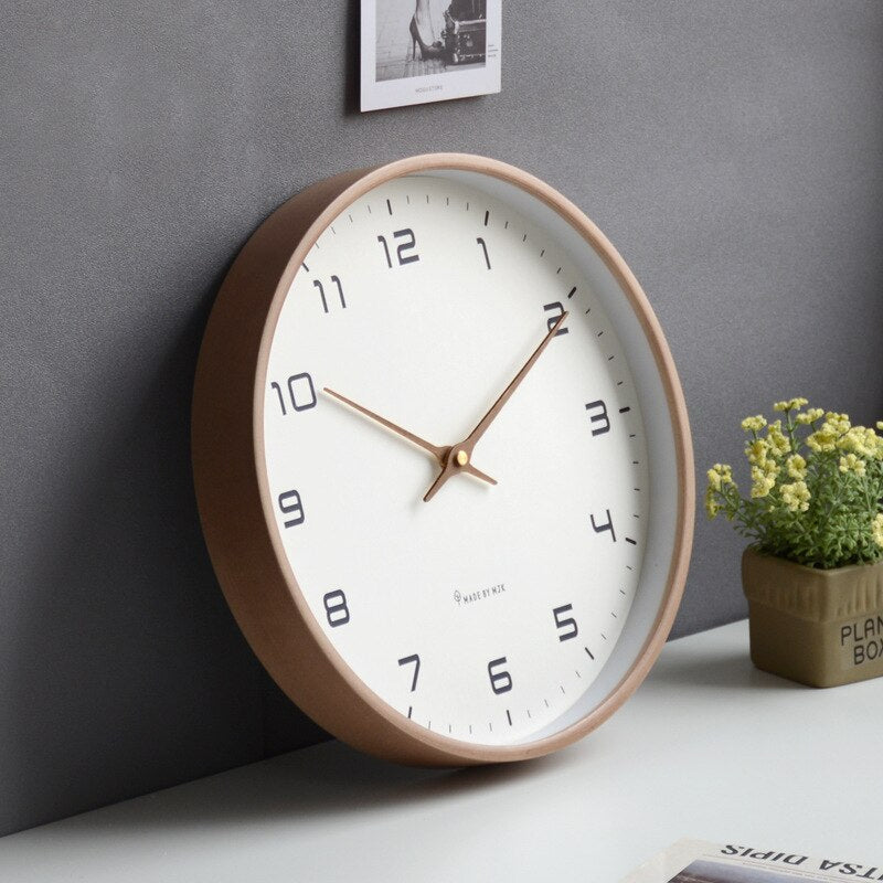 Holzwanduhr "Skandinavische Einfachheit" | Braun & Creme, 25x25 cm oder 30x30 cm