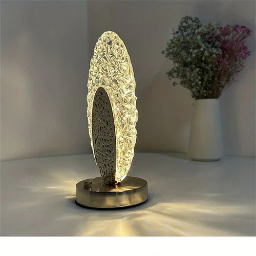PeacockLuxe Modern & Luxuriös Pfau Tischlampe - Einstellbare Beleuchtung & Design
