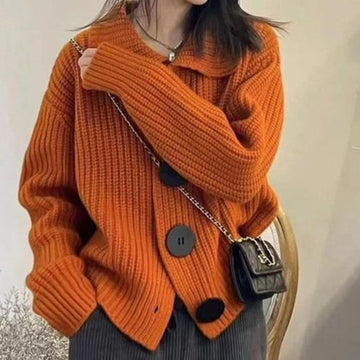 Übergroßer Strickpullover mit großen Knöpfen - Fay