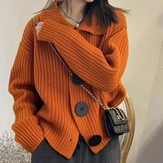 Übergroßer Strickpullover mit großen Knöpfen - Fay