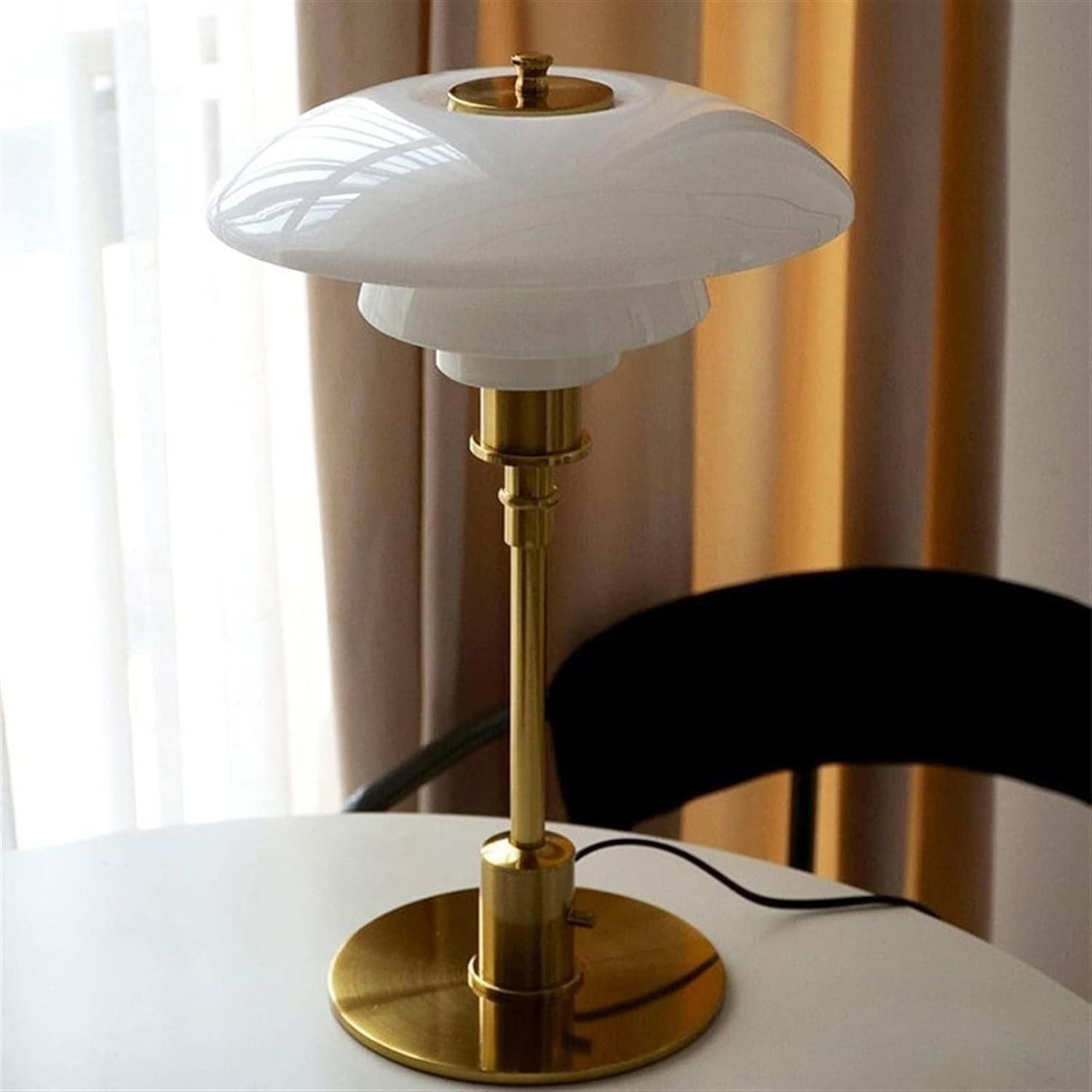 Lena – LED-Tischleuchte Glas nordisches Design – für Wohn- & Arbeitsraum
