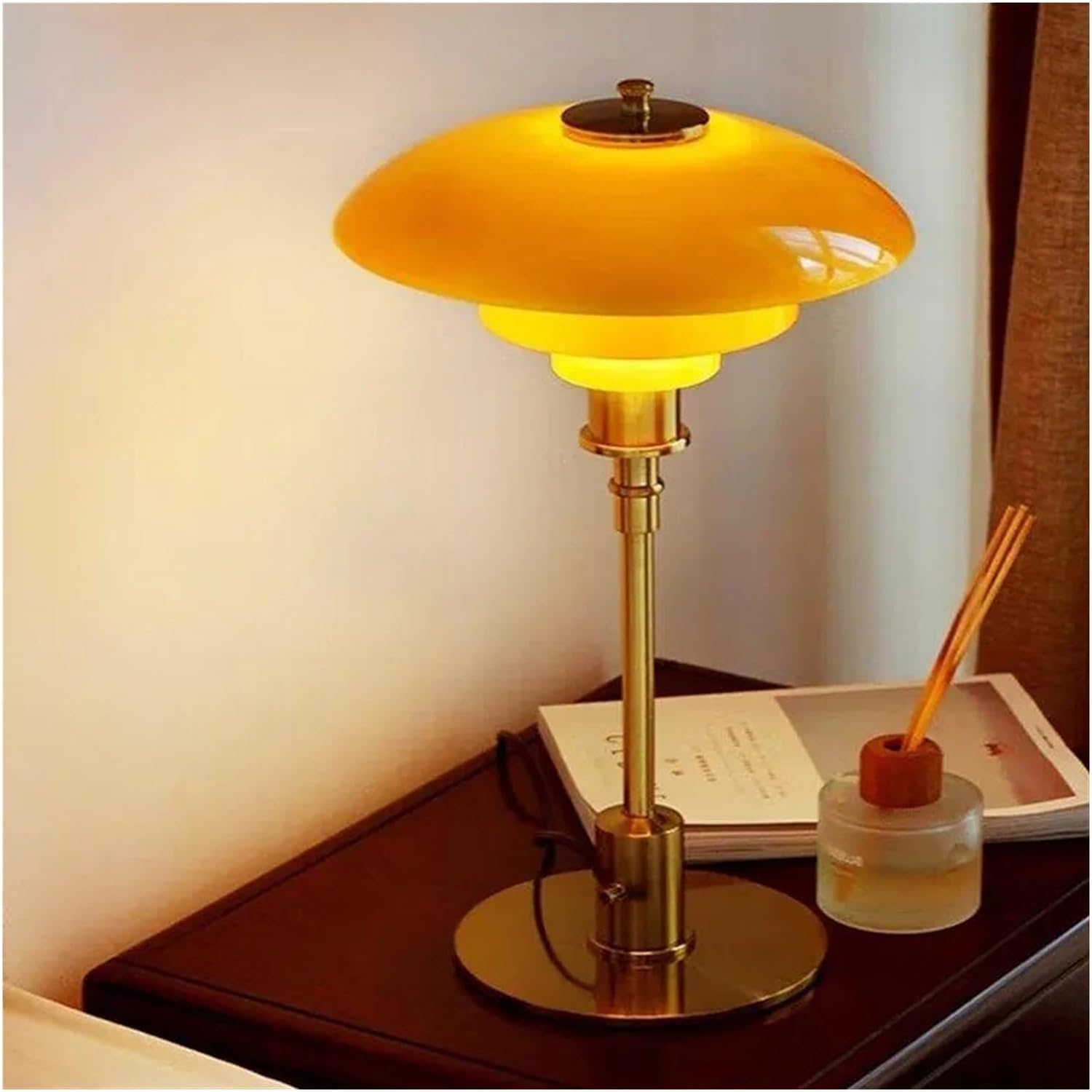 Lena – LED-Tischleuchte Glas nordisches Design – für Wohn- & Arbeitsraum