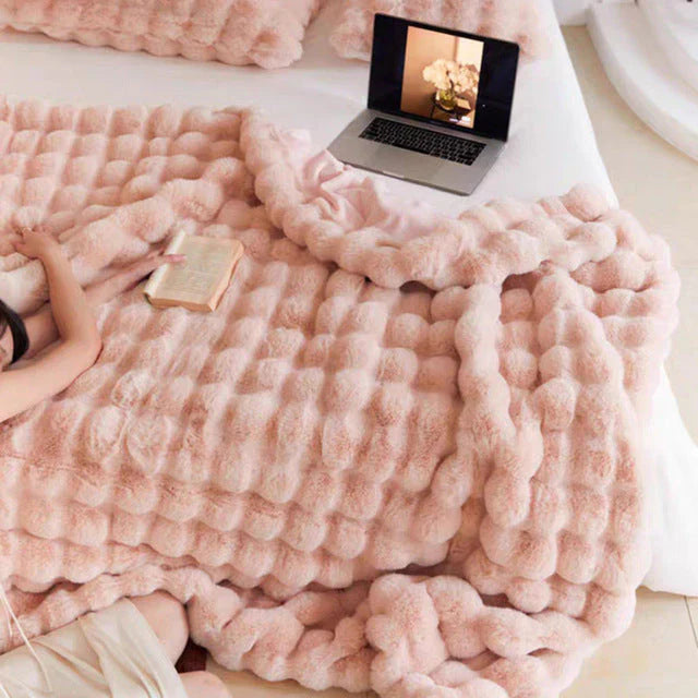 Luxuriöse weiche Felldecke - SnuggleFur