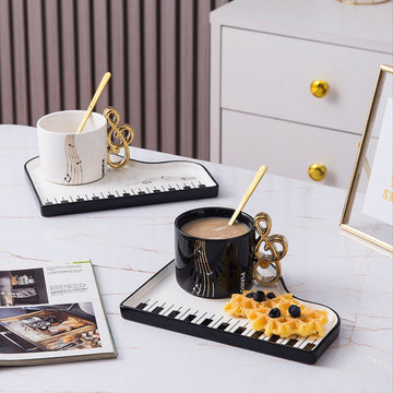 Notano – Ensemble de tasses motif piano en céramique & plateau – pour les amateurs de musique