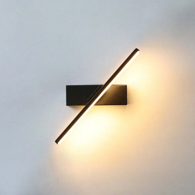 ArcGlow - Moderne væglampe med variabel orientering