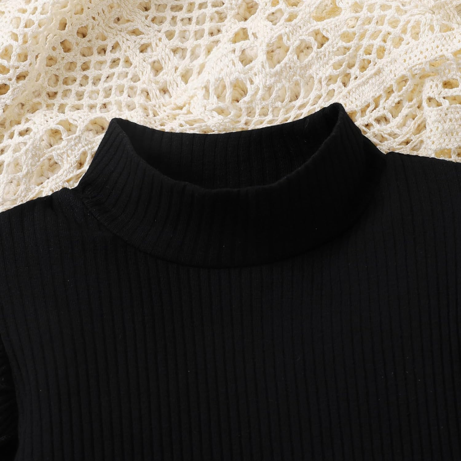 Set Invernale per Bambino - Maglione a Collo Alto e Gonna Lavorati a Maglia