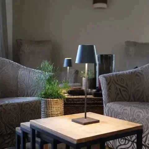 Luxuriöse kabellose Tischleuchte - LuxaGlow