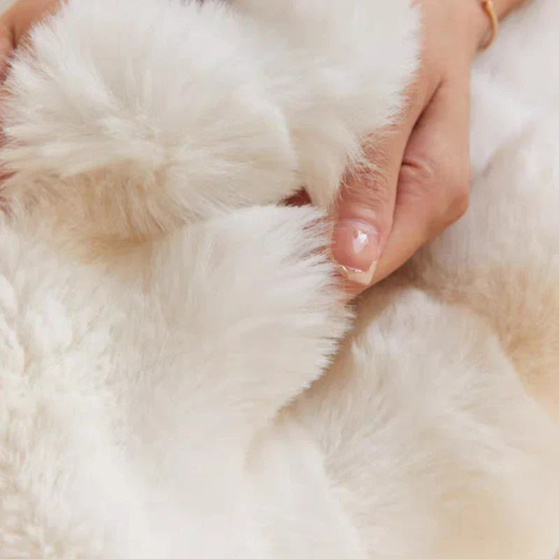 Luxuriöse weiche Felldecke - SnuggleFur