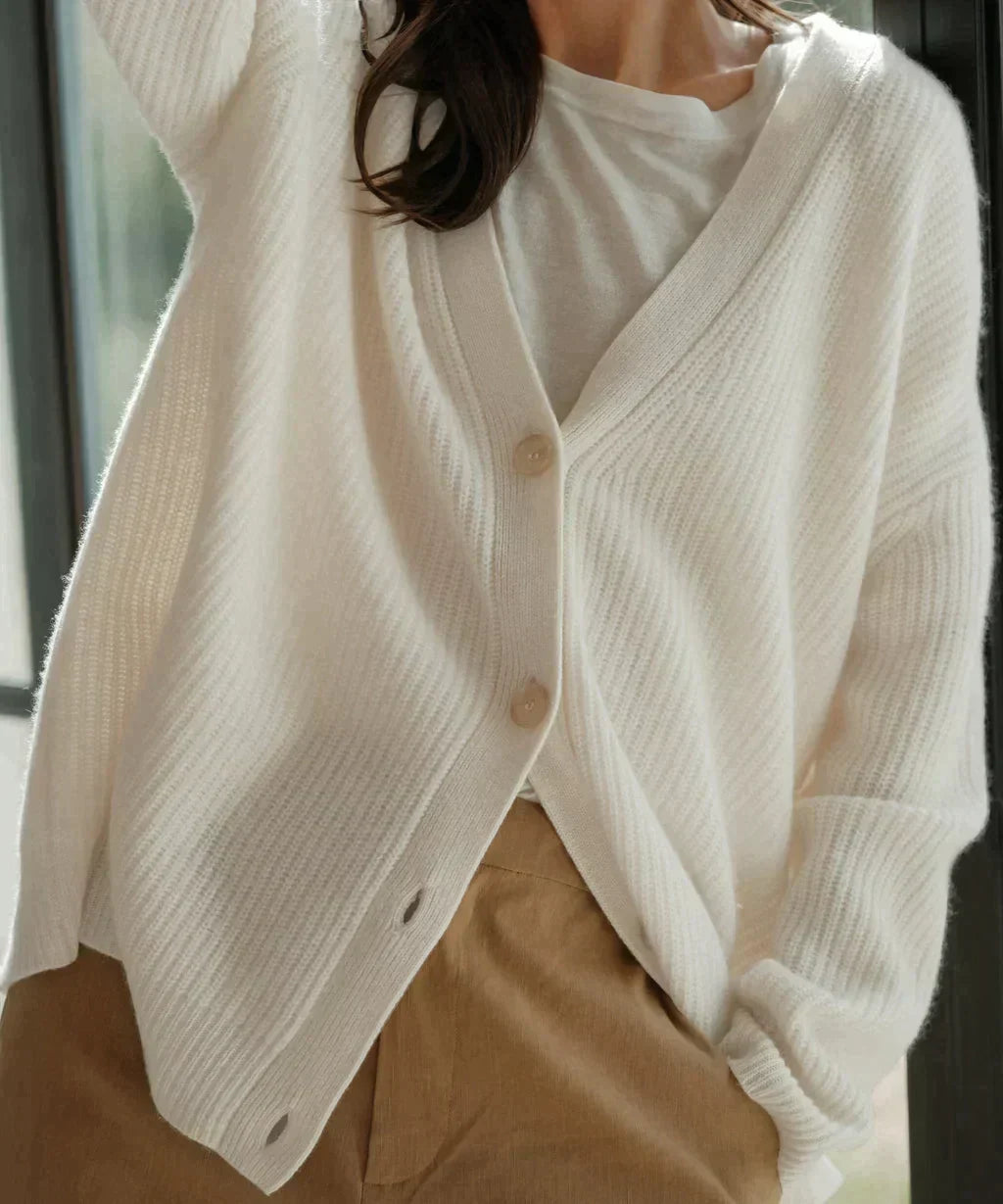 Morbida giacca di cashmere lavorata a maglia – Stile senza tempo incontra comfort raffinato