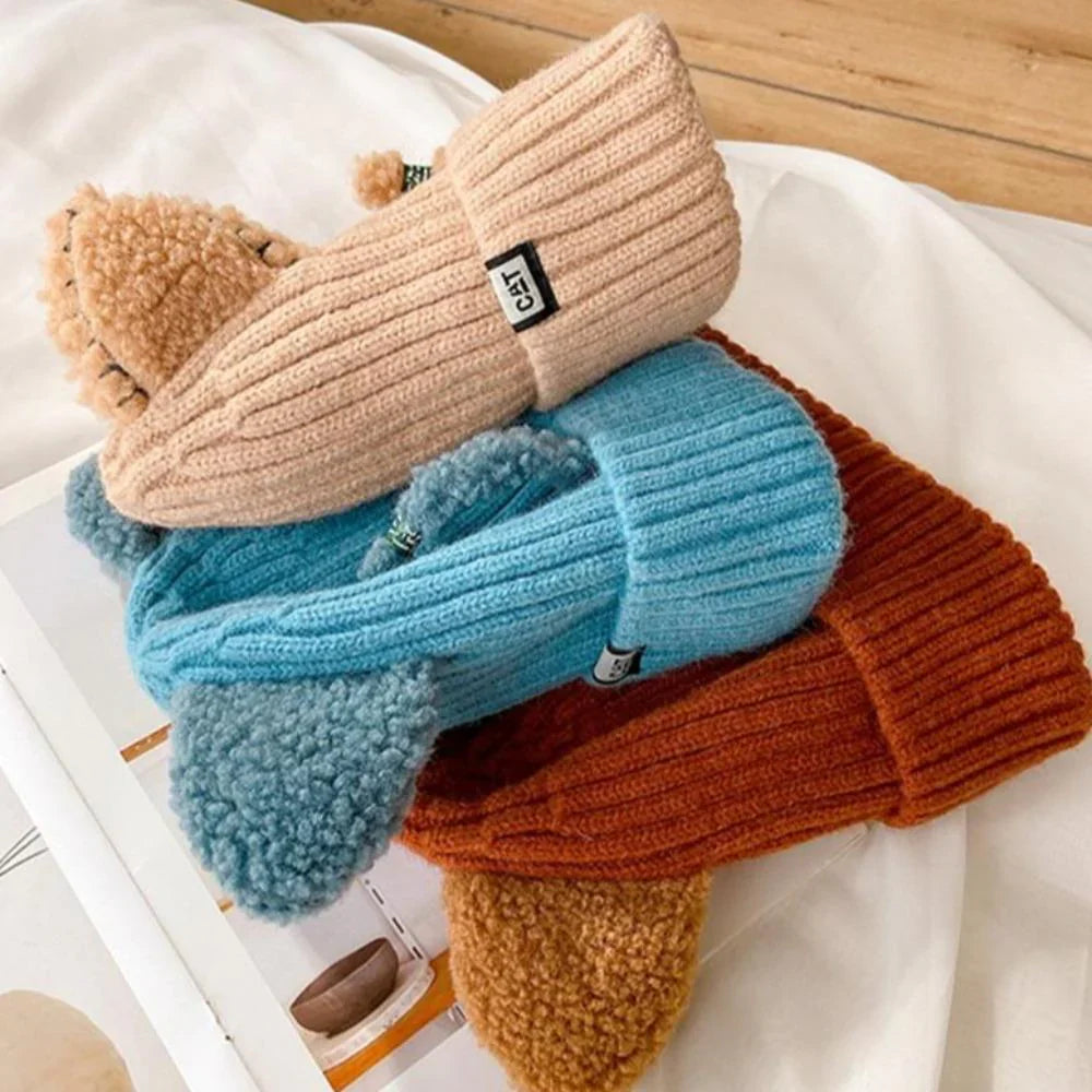 Gestrickte Wintermütze mit Katzenohren - PurrWarm