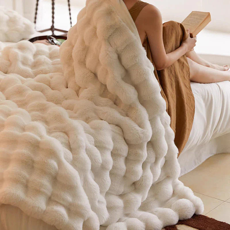 Luxuriöse weiche Felldecke - SnuggleFur