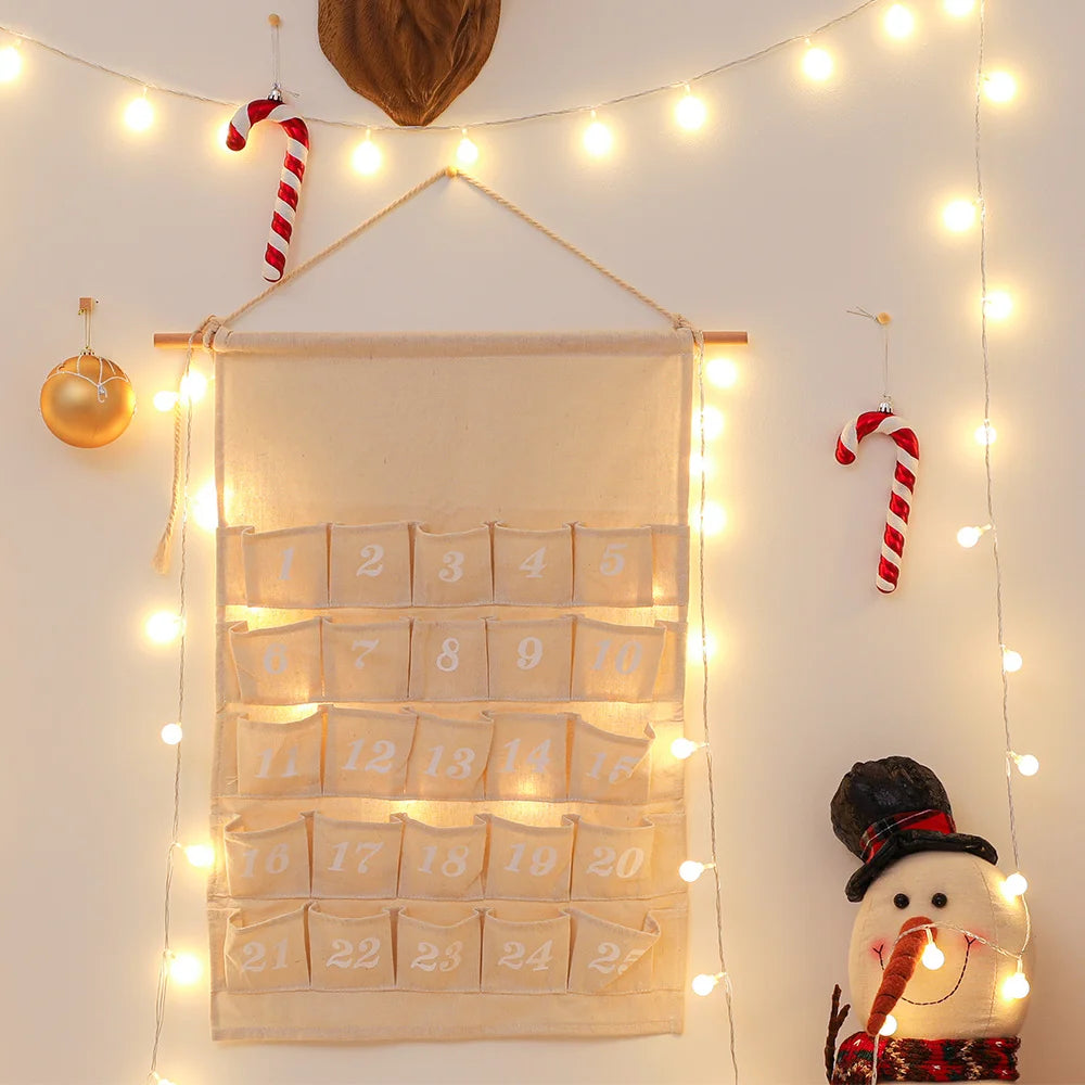 FestivityHome – Adventskalender mit 24 Taschen aus Baumwolle – personalisierbar