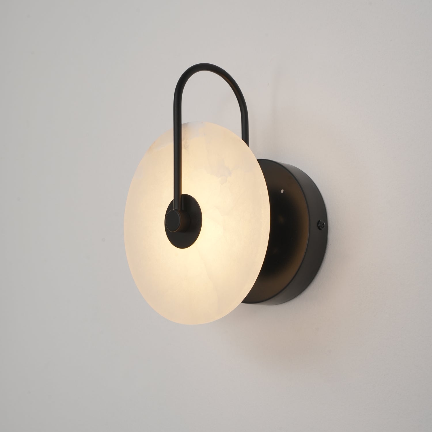LED-Wandleuchte Alabaster - Zeitlose Eleganz für Ihre Wand
