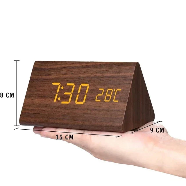WoodWatch Wecker - LED-Anzeige mit Sprachsteuerung und Design in Holzoptik