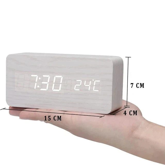 WoodWatch Wecker - LED-Anzeige mit Sprachsteuerung und Design in Holzoptik