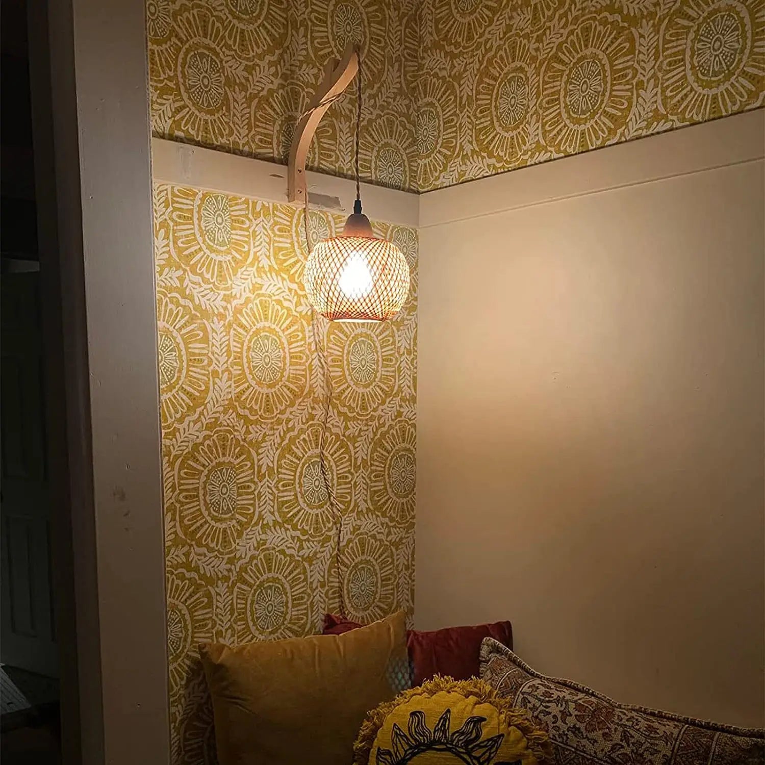 Handgeflochtene Bambus Wandleuchte - Natürliches Rattan - Boho LED Beleuchtung