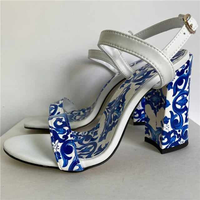 Zarte Sandalen mit Porzellanmuster - Aspen