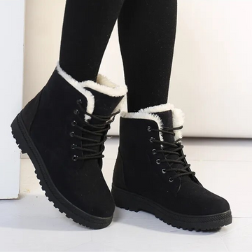 Rutschfeste Schneestiefel mit Schnürsenkeln - Mikina