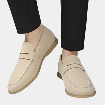 Modische Slipper für Männer