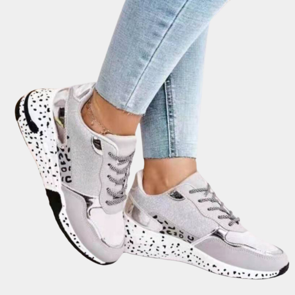 Bequeme Turnschuhe für Frauen - Nia
