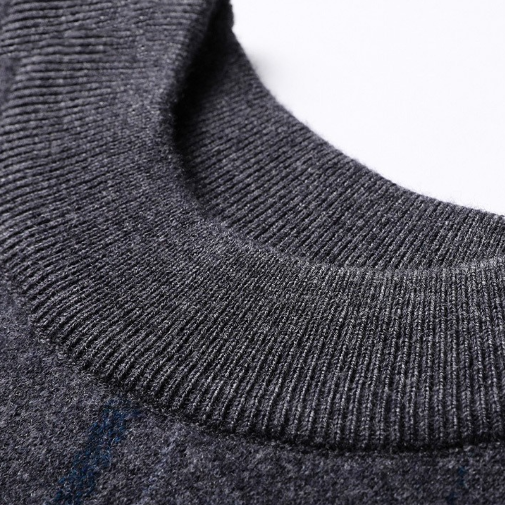 Iulian - Entspannter atmungsaktiver Strickpullover für Männer