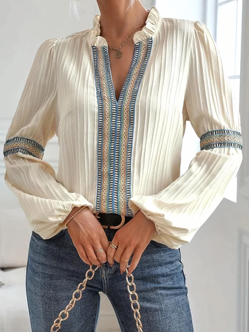 Johanna - Atmungsaktive, locker sitzende Spitzenbluse