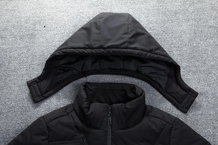 Extra warme Winterjacke mit Kapuze - Kartier