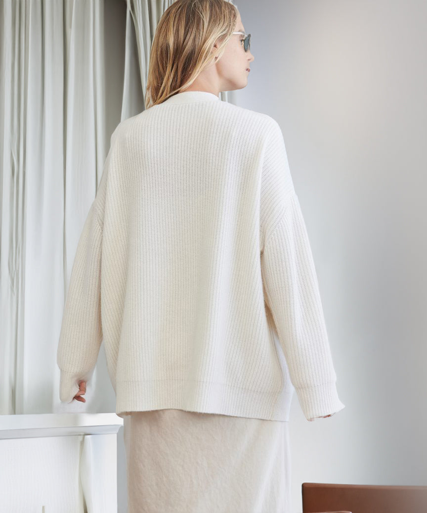 Strickjacke aus Kokon - Izara