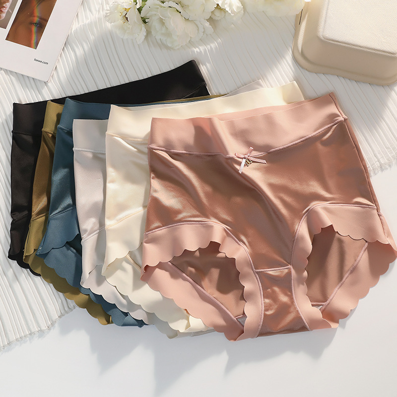 ComfortSilk Damenunterwäsche – Atmungsaktiv, sicher & wiederverwendbar