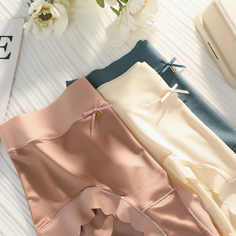 ComfortSilk Damenunterwäsche – Atmungsaktiv, sicher & wiederverwendbar