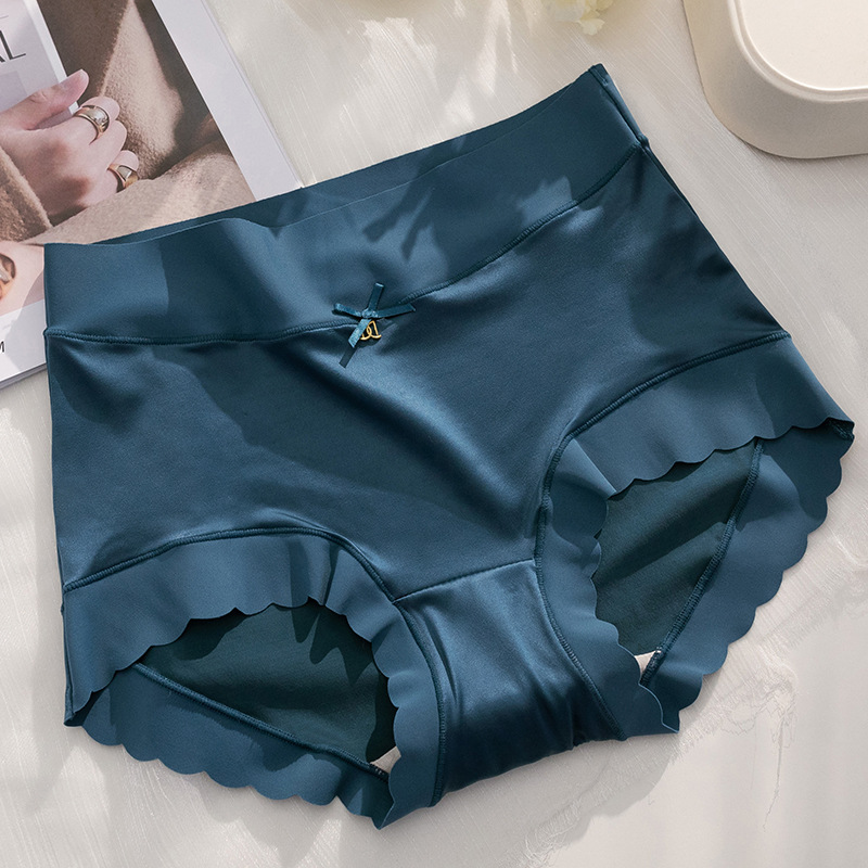 ComfortSilk Damenunterwäsche – Atmungsaktiv, sicher & wiederverwendbar