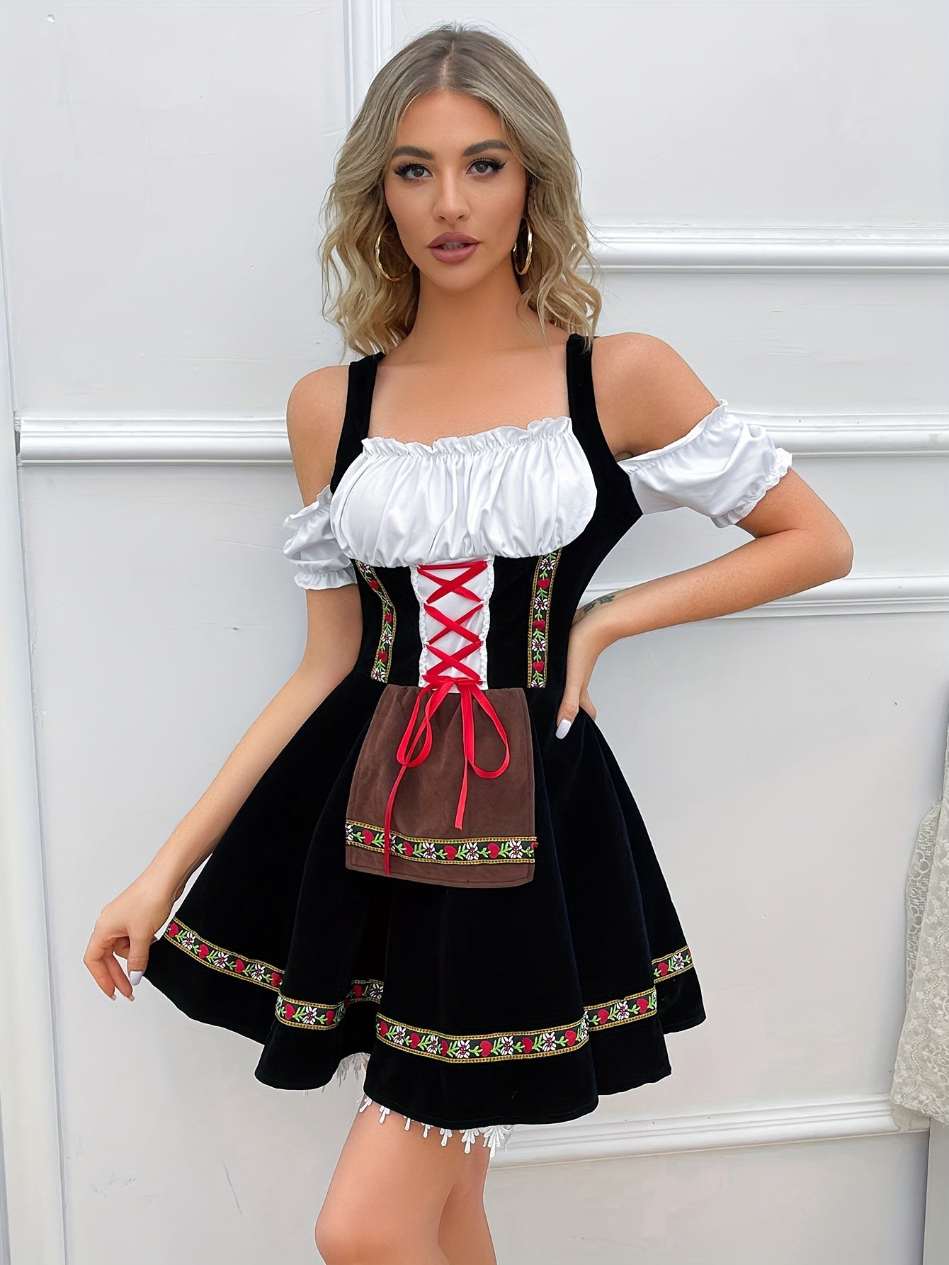 Herzblatt – Damen Dirndl schulterfrei mit fließendem Rock – Für Oktoberfest & Feste