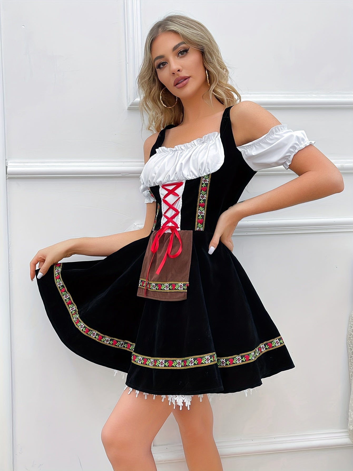 Herzblatt – Damen Dirndl schulterfrei mit fließendem Rock – Für Oktoberfest & Feste