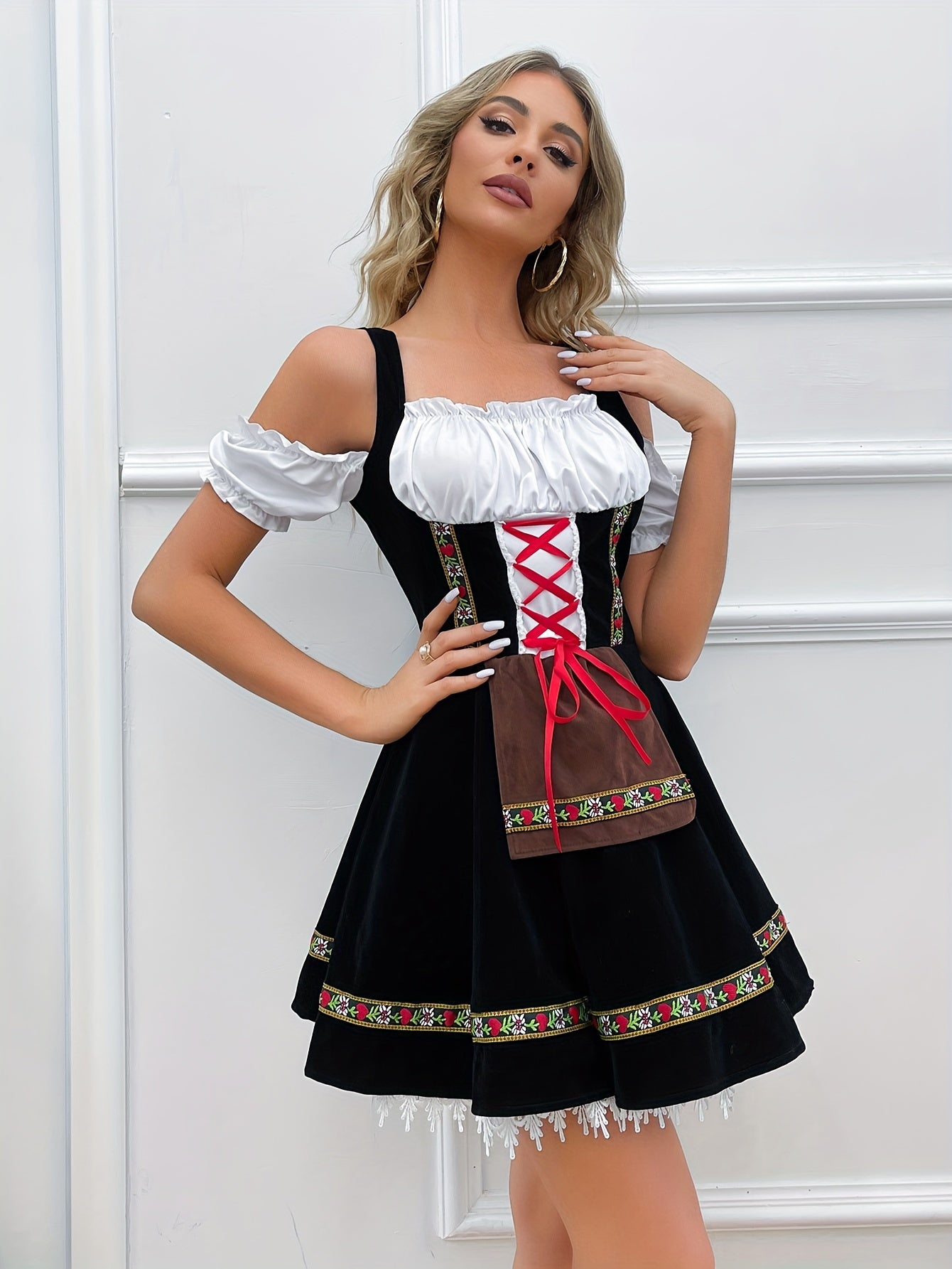 Herzblatt – Damen Dirndl schulterfrei mit fließendem Rock – Für Oktoberfest & Feste