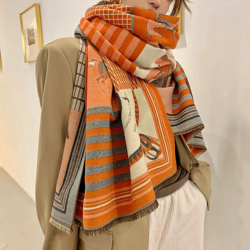 Equina Winter Schal Damen – Eleganter Pferdeprint Schal aus weichem Stoff für kalte Tage