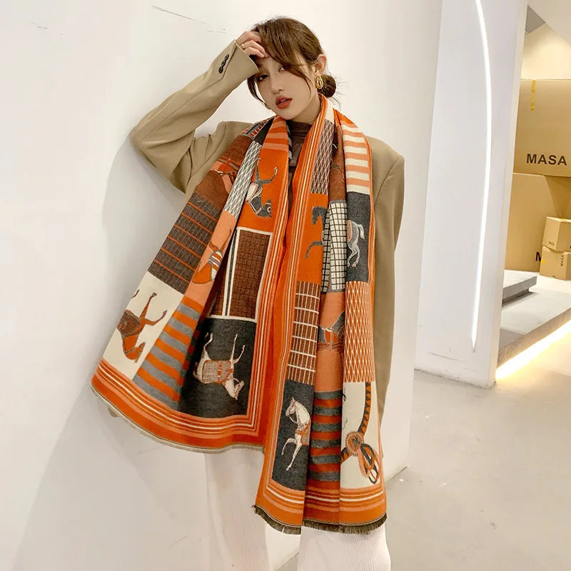 Equina Winter Schal Damen – Eleganter Pferdeprint Schal aus weichem Stoff für kalte Tage