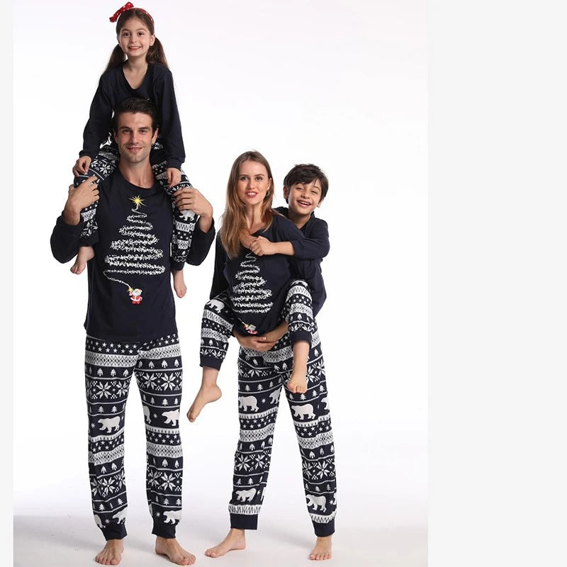 FamFits Familien-Pyjama-Set Weihnachten – Gemütlich & Festlich