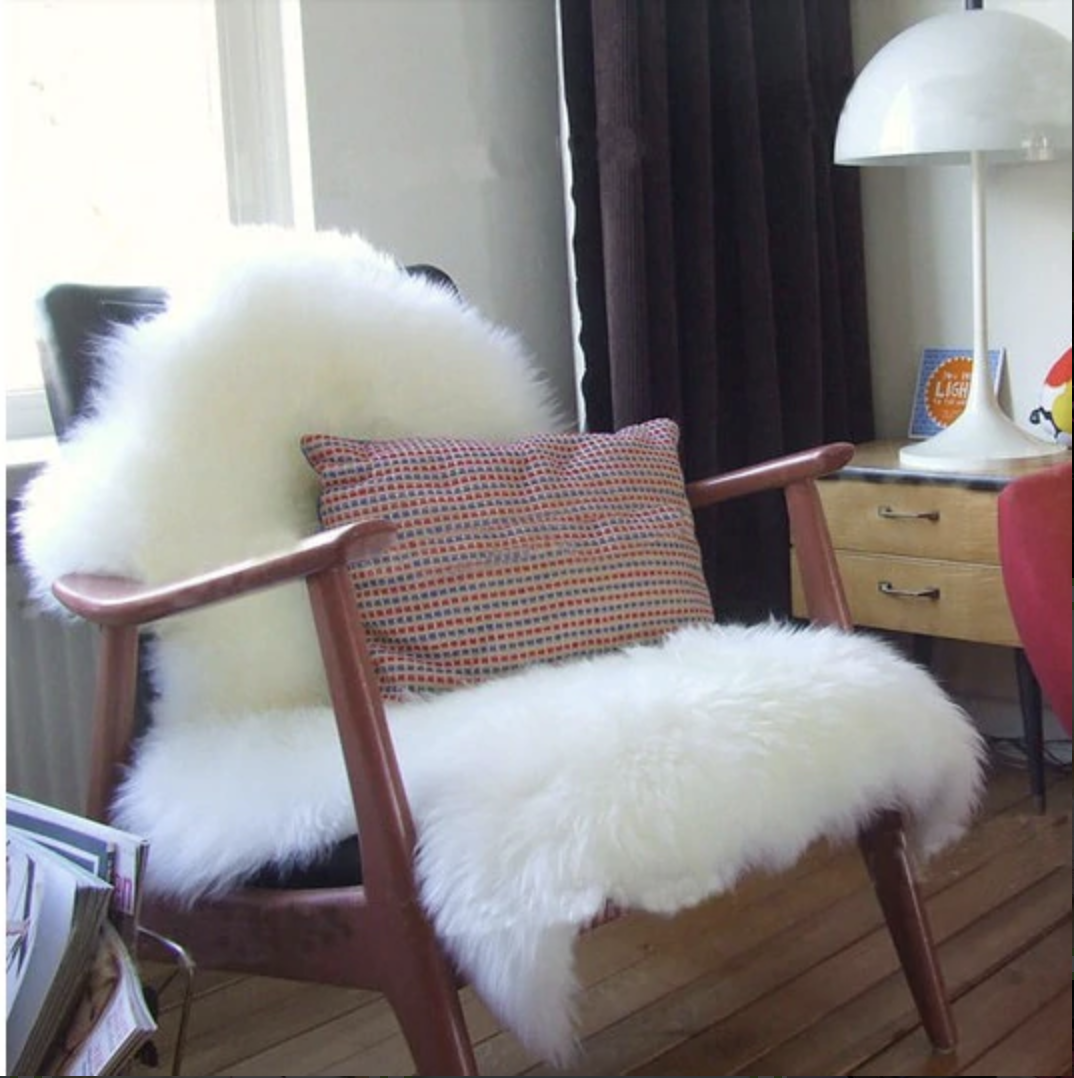 Jeté en peau de mouton en fausse fourrure et tapis d'aire