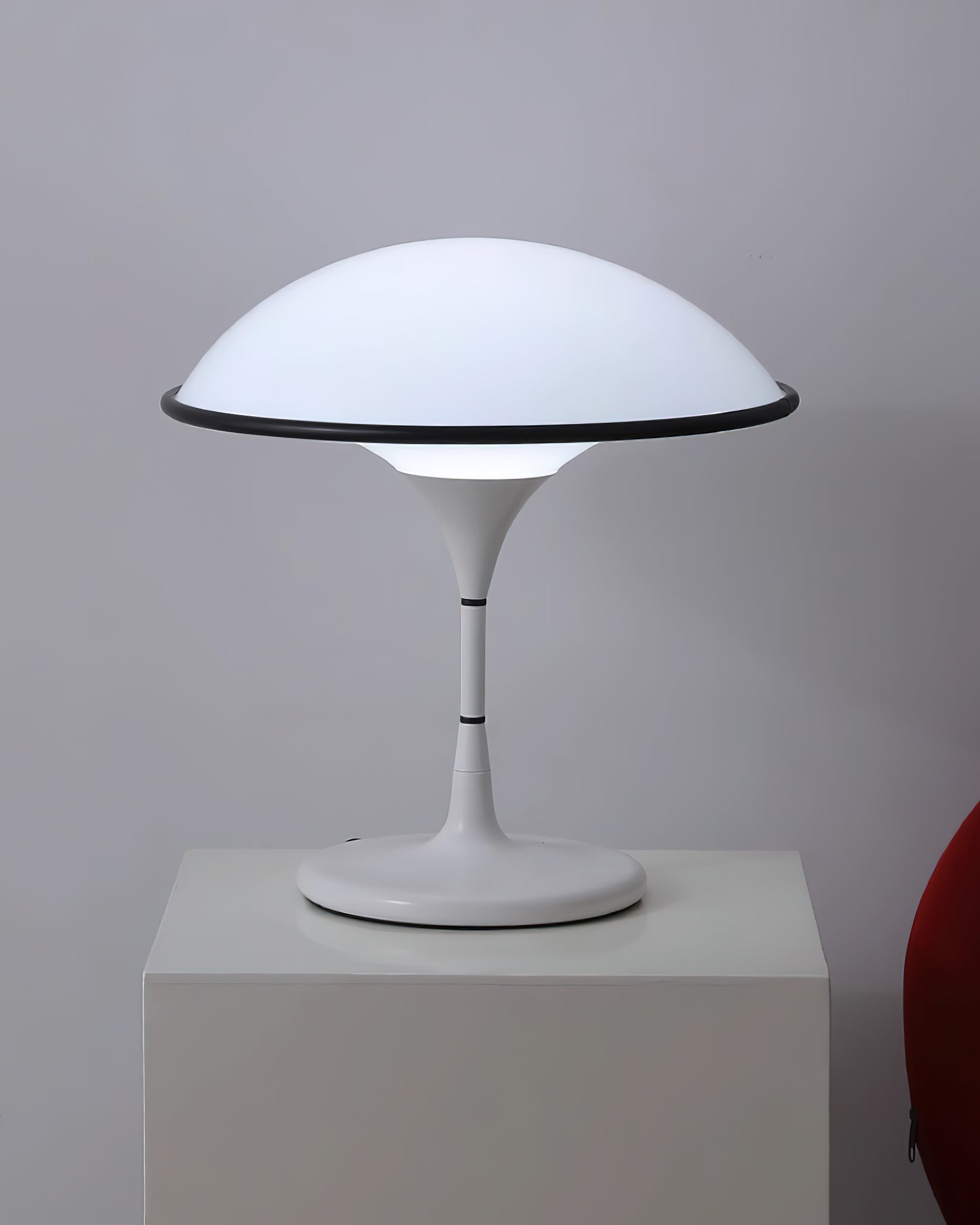 Fontana - Elegante Tischleuchte