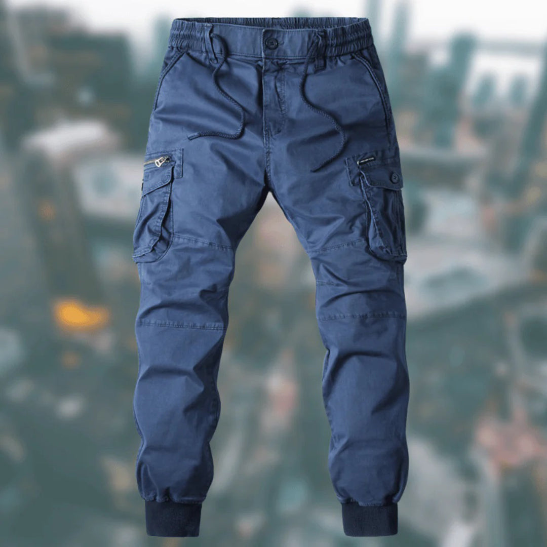 Herrenhose Jogger Cargo mit perfekter Passform und vielen Taschen