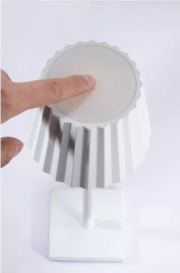AuraCraft LED-Tischlampe – Flexibles Licht trifft modernes Design