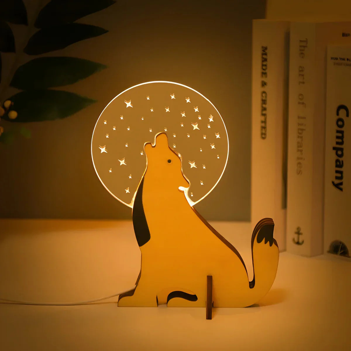WildGlow Wooden Animals Tischlampe - Magisches Nachtlicht für Kinderzimmer