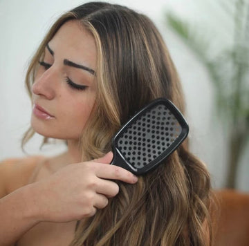 KnotKlear Entwirrbürste – Sanftes und schnelles Haarentwirren für alle Haartypen