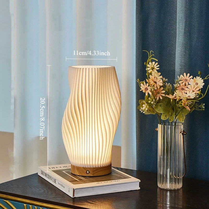 LumoDesk – Lampada da scrivania LED con dimmer touch e porta USB