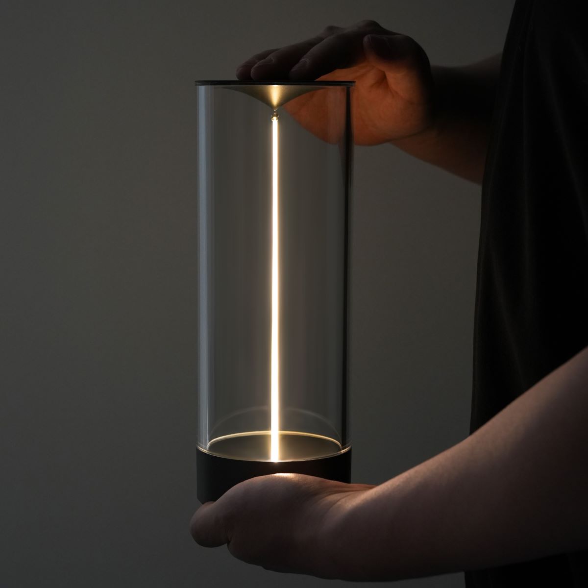 GlowBeam - Modernes Beleuchtungsgerät