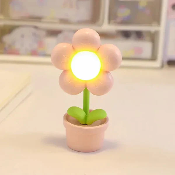 BlossomGlow Kleine Blume Beruhigende Tischlampe - Atmosphärische Beleuchtung